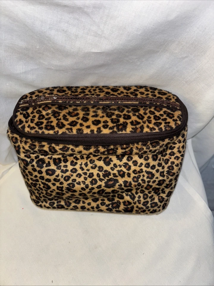 Juego de viaje de piel sintética de leopardo (3) piezas maquillaje para artículos de tocador y pequeñas bolsas de joyas con cremallera nuevo* Foto 4 de 4