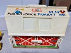 Vintage Fisher Price Little People Play Family Farm Barn Moo Wrks 1967 Barn +