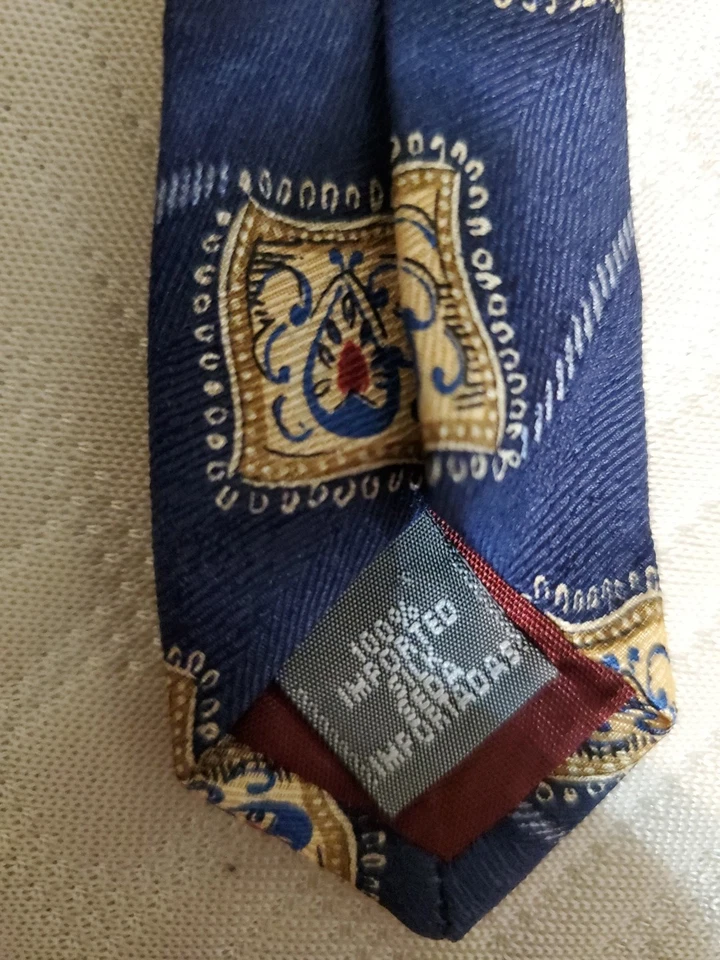 Corbata de seda italiana vintage para hombre Gianfranco Ruffini Foto 2 de 3