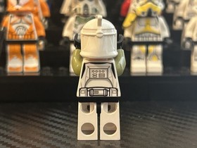 Lego Star Wars Clone Trooper Sergeant Olive green markings minifigure 75000