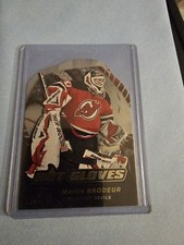 2016-17 Flair Showcase Fleer Martin Brodeur #HG6 Hot Gloves Die Cut