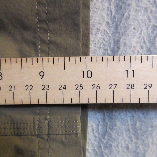 Eastern Mountain Sports Cargo Shorts 30 Mens Stretch Measures 29x10 - Picture 7 of 12