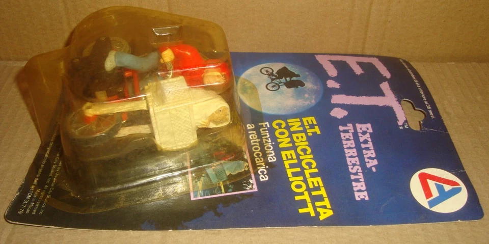 E.T. EXTRA-TERRESTRE E.T. IN BICICLETTA CON ELLIOTT LJN/AL-ES 1982 - Imagen 4 de 4