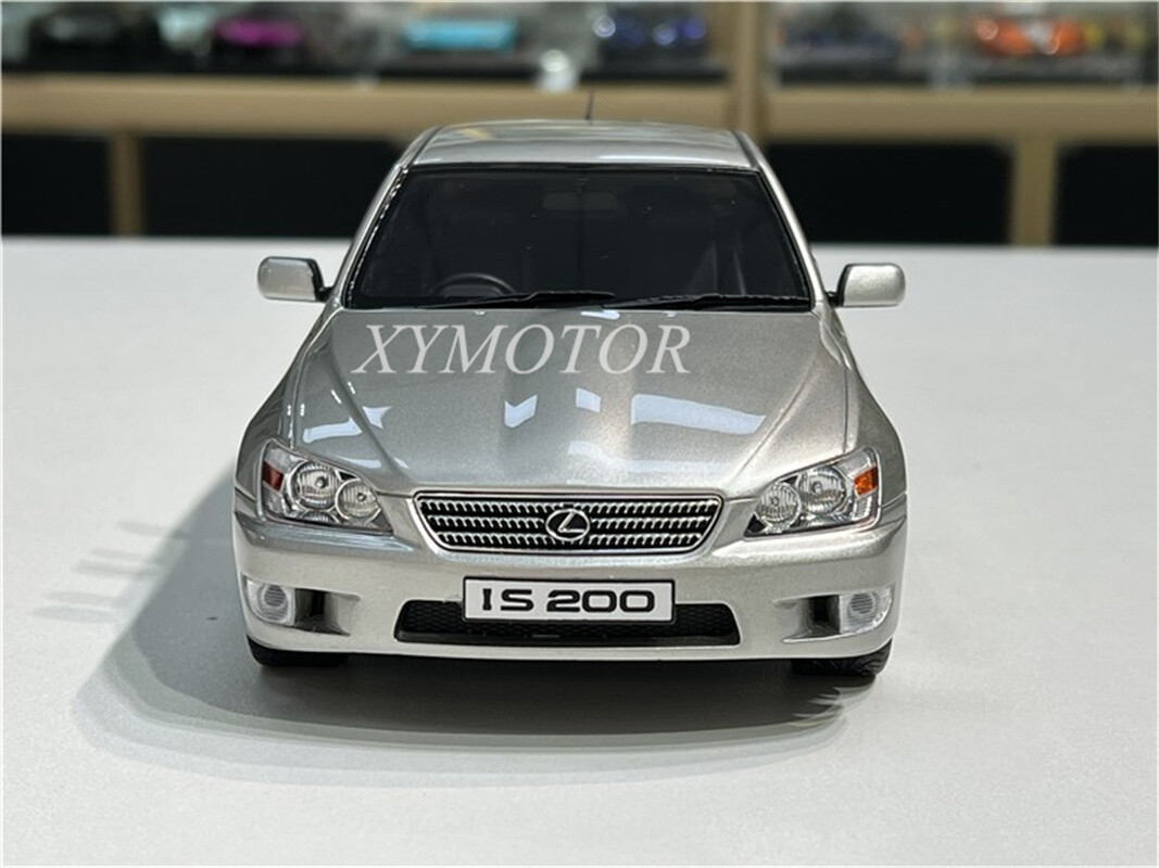 NEW OTTO 1:18 Lexus IS200 Diecast Model Car Silver Gift