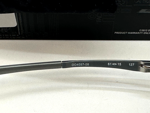 Oakley Lunettes de Soleil Édition Limitée Ducati Plantiff Argent Gris OO4057-08 - Photo 7 sur 8