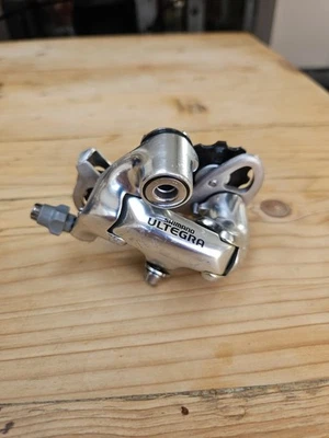 Shimano Ultegra 6500 Rear Derailleur 9-Speed Short Cage for Road Bikes - Image 1 of 4