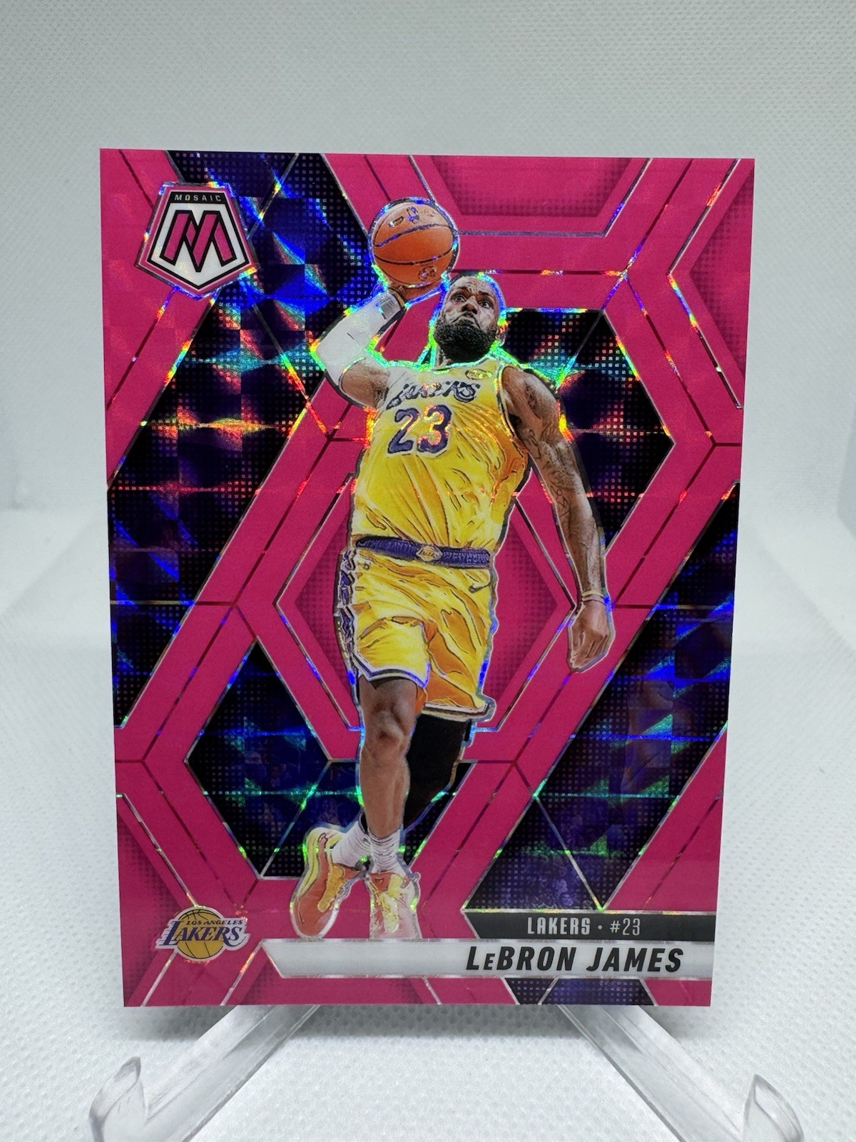 2024-25 Panini Mosaic SSP /10 Pink Fluorescent #180 LeBron James LA Lakers HOF