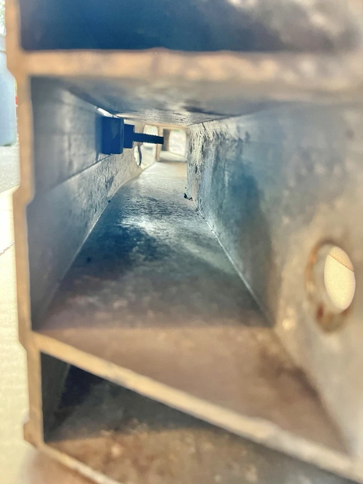 PARAGOLPES DELANTERO LINCOLN CONTINENTAL 74-79 refuerzo 1974-1979 OEM Foto 4 de 4