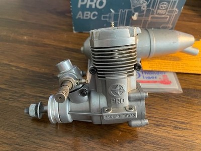 Thunder Tiger Pro 40 RC Model Airplane Engine