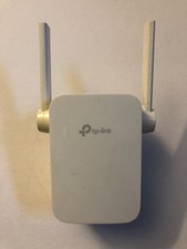 TP-LINK AC750 Wi-Fi Range Extender - White. Used. Perfect condition. Off white.
