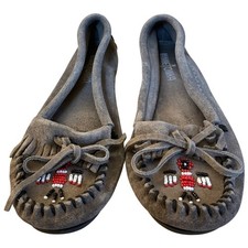 Minnetonka Thunderbird Moccasin Grey Suede Boho Southwestern Beaded Shoe Boho