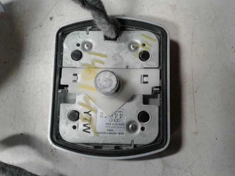 S8 AUDI   2001 Antenna 729116 - Image 3 of 4