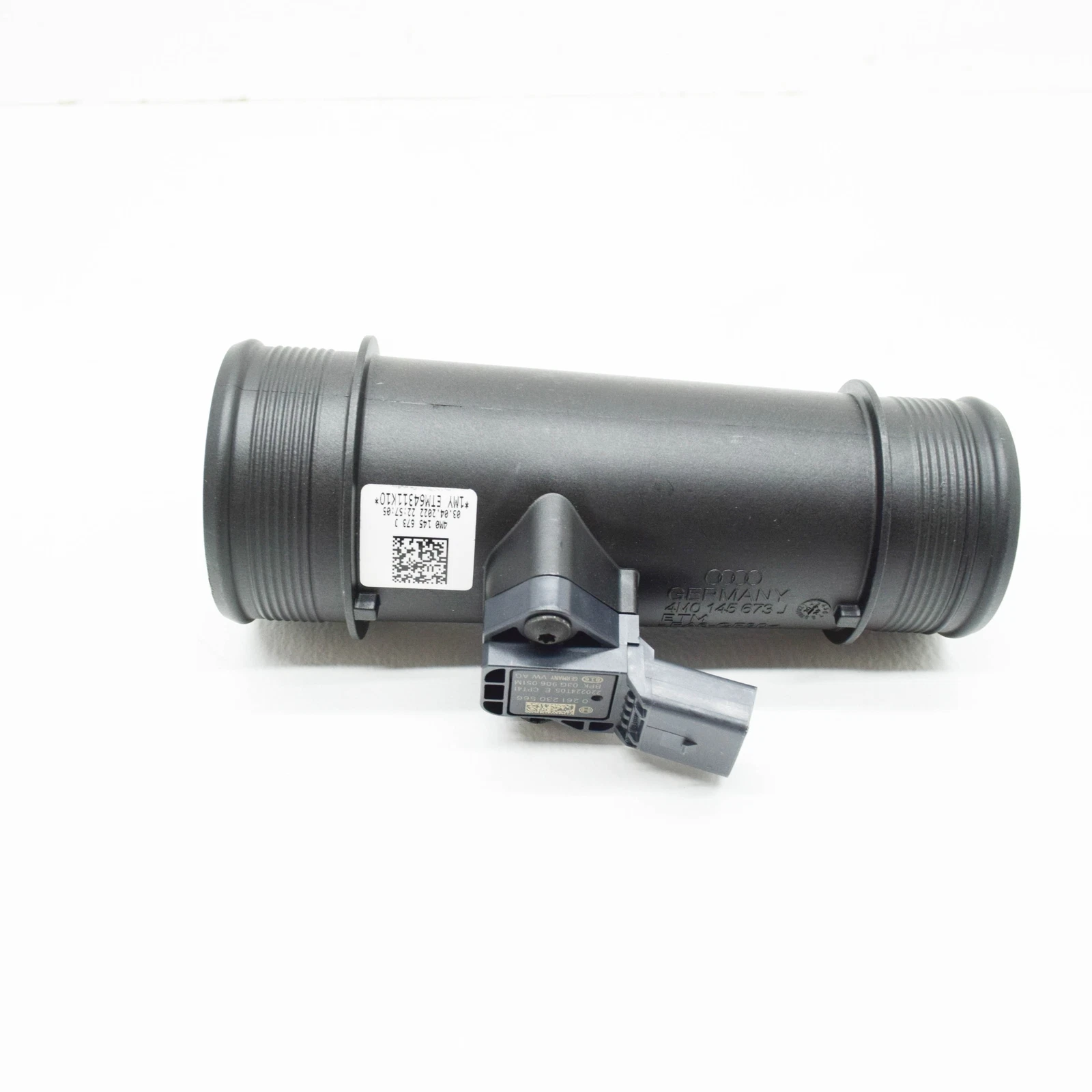 Audi Q7 4M Left Charge Air Cooler Pressure Pipe 4M0145673J OEM Original Genuine  