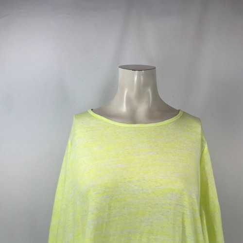 LANE BRYANT - WOMEN'S 18/20 - NEON YELLOW - LONG SLEEVE ROUND NECK OPEN BACK TOP - Picture 2 of 6