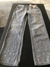 NWT Levi's Women's Mid-Rise Low Pro Straight Jeans Gray Wash Distress Size 27 B5