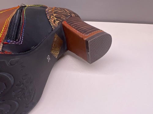 L'Artiste Spring-Step "Santana" Cuero Tooled Floral/Tigre Multi - ¡Nuevo con etiquetas! - Imagen 10 de 16