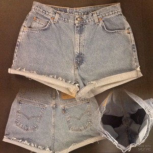 Levi-039-s-High-Waist-Shorts-034-Mom-Jeans-034-Medium-light-Wash-Size-10-12-14-16-18-20