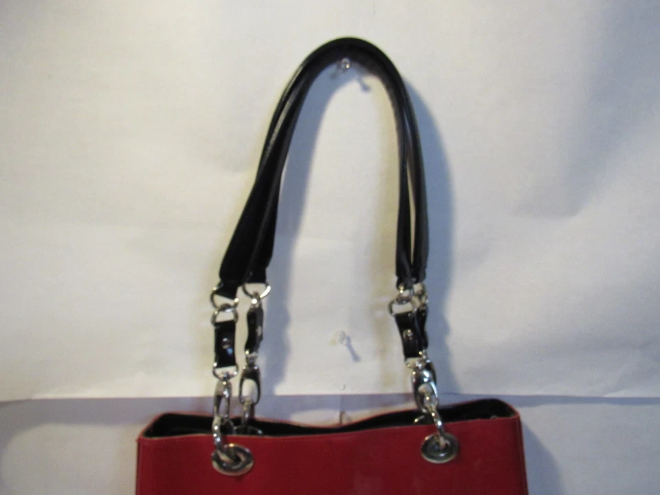 Bolso de mano de charol rojo beijo con billetera V26K Foto 3 de 4