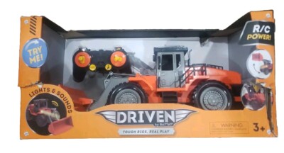 DRIVEN   Medium Toy Construction Truck with Remote Control   R/C Midrange Front