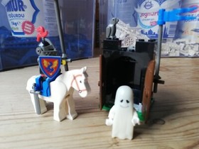 Lego 6034 Black Monarch's Ghost Castle