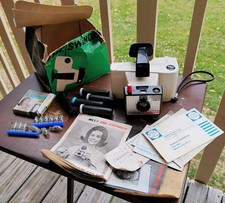 Polaroid The Swinger Model 20 Land Camera In Box Accessories Vintage 1965-70