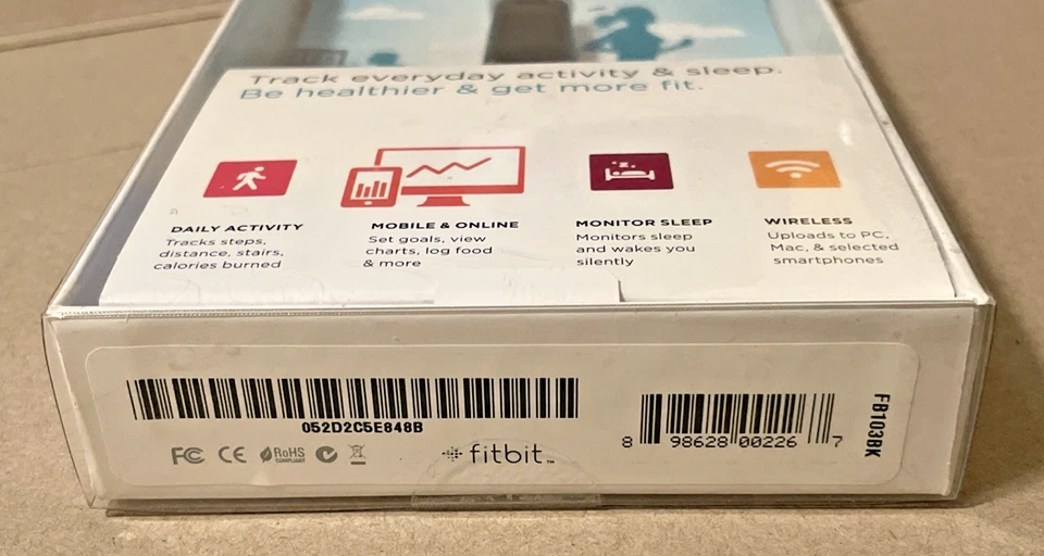 NEW | Fitbit One Wireless Activity & Sleep Tracker | Black | #FB103BK {UNOPENED} - Image 3 of 3