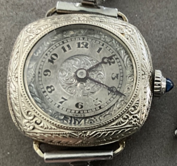 Vtg SWISS DECORATED Ladies Watch ~HELBROS 15J & 3 adj., 14K WGF