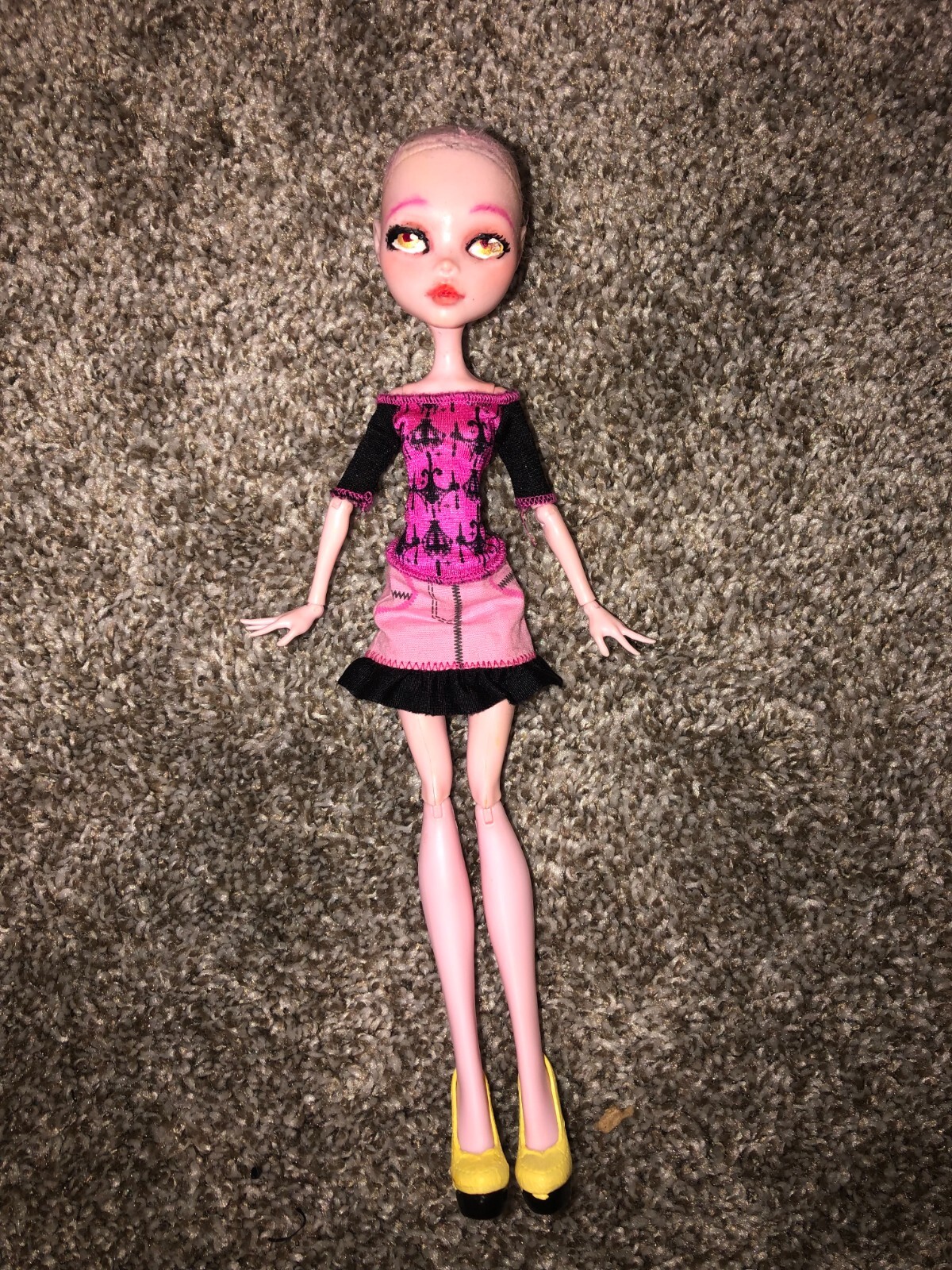 Monster High doll Scaris Draculaura OOAK Base Clothes Included