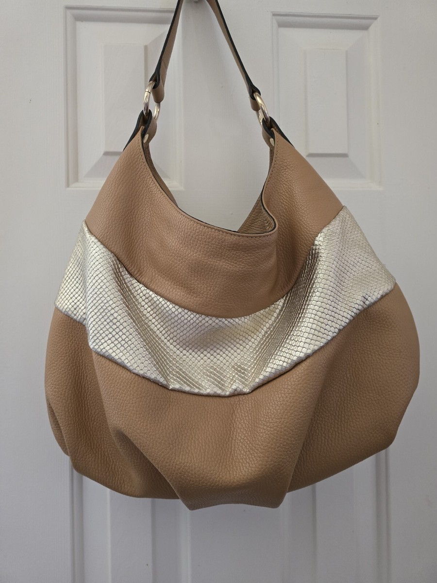 innue leather handbag