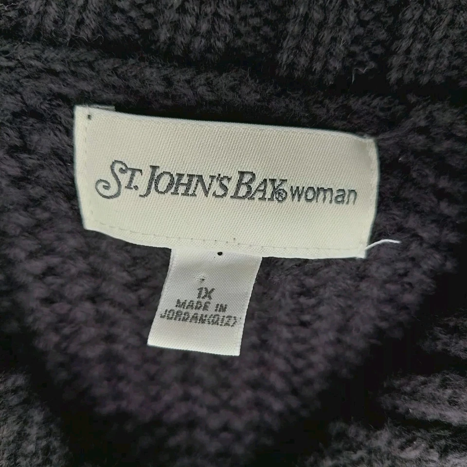 Cárdigan para mujer St Johns Bay tejido con cable con botones negro talla 1X Foto 3 de 4