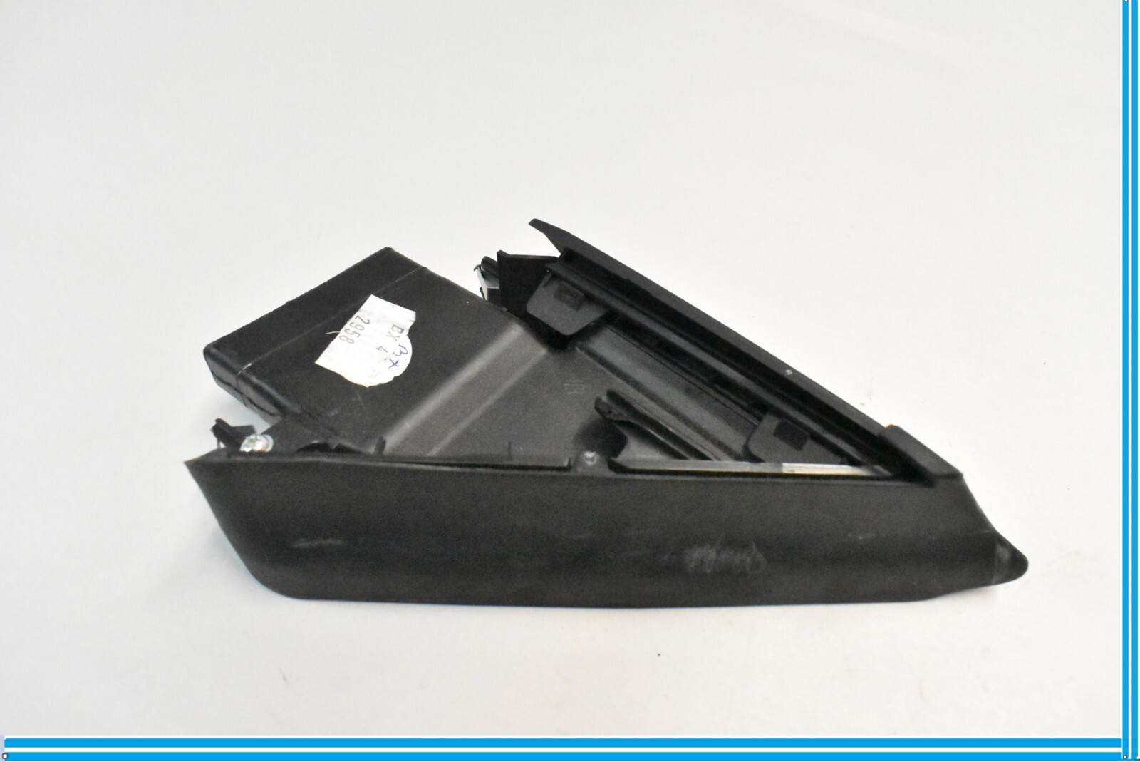 Maserati Ghibli 2014-2019 Front Right Trim cover