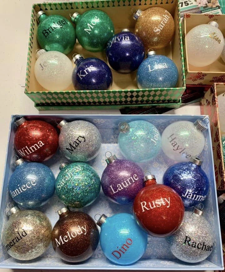 Customized Christmas Ornaments names and colors glitter Set Of 4