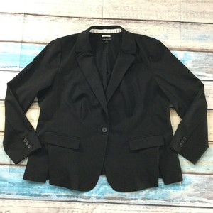 black jacket size 24