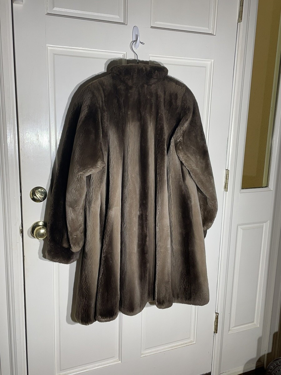 Beautiful Sheared Beaver Fur Coat Perfect Condition See