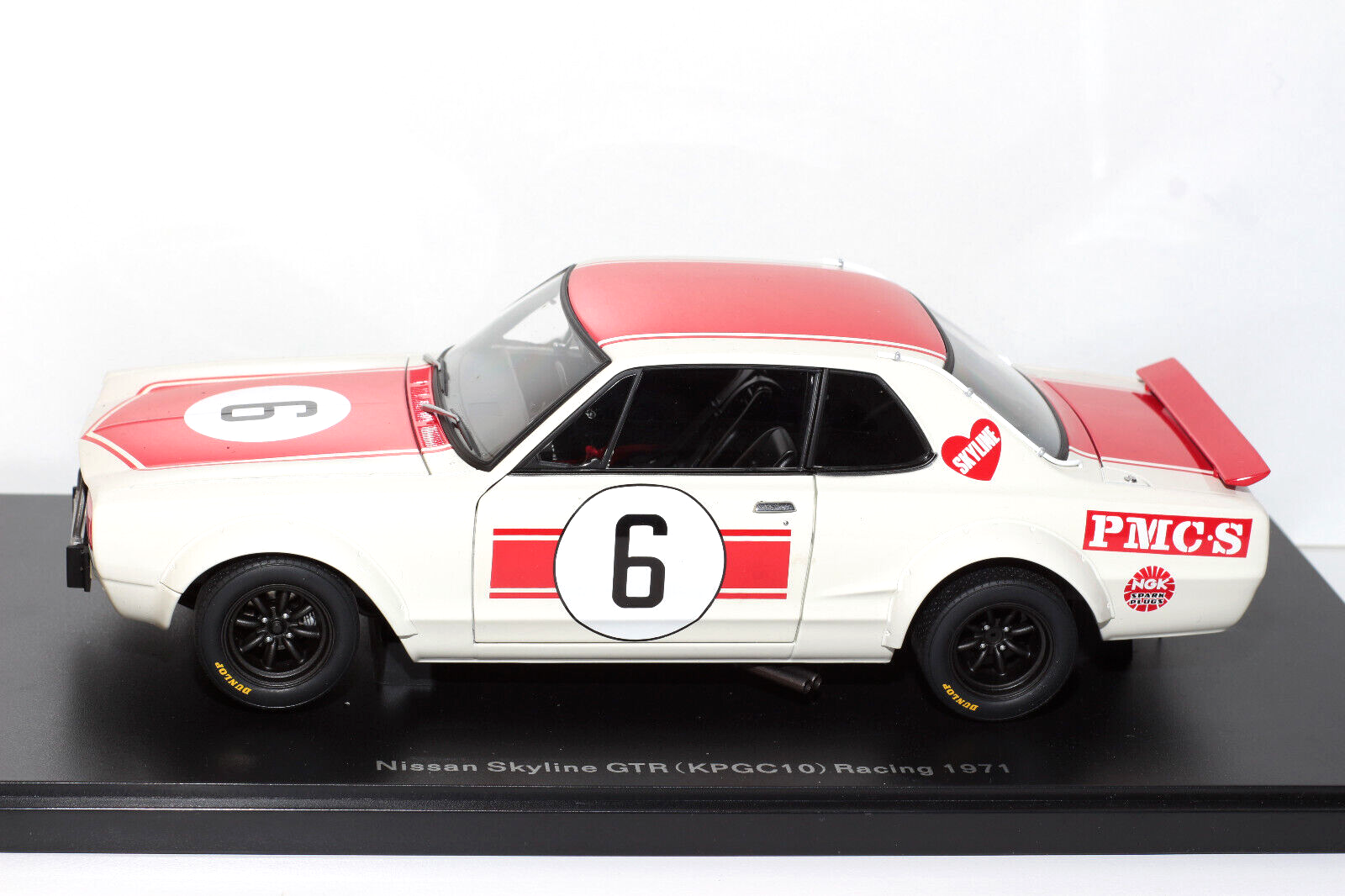 1:18 Nissan Skyline GT-R Typ C10 #6 Japan GP (1971) | AUTOart 