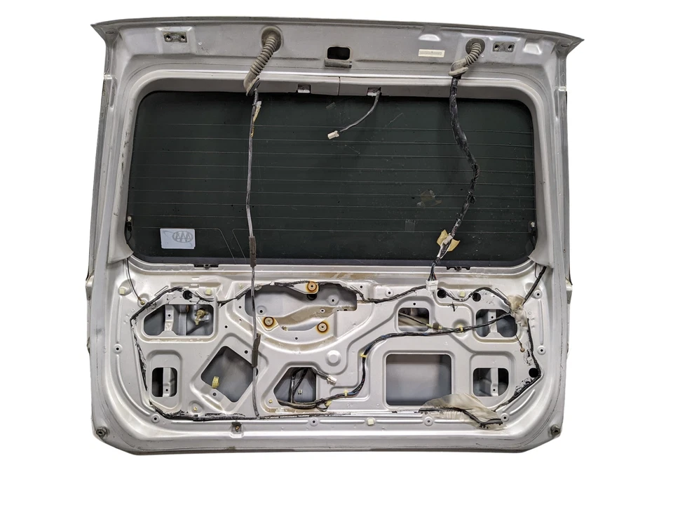 00-04 Conjunto de puerta levadiza trasera Mitsubishi Montero Sport OEM Foto 2 de 4