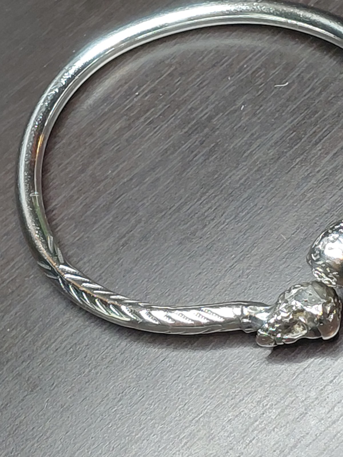 Solid Sterling Silver Thick Etched Bangle with Be… - image 15