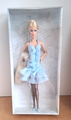 MODEL OF THE MOMENT DARIA CELEBUTANTE DOLL-MATTEL 2004-NRFB-SUPER HOT HOT