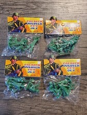 Vintage Combat Troops Plastic Army Men Soldiers NOS Hong Kong 4 Sets