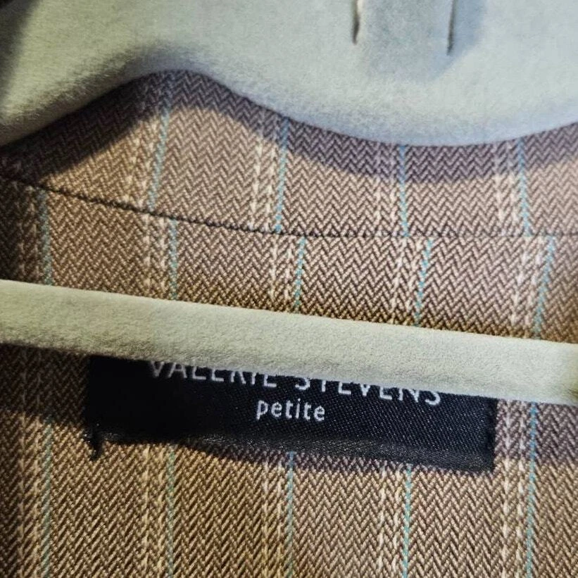 NUEVO Blazer Valerie Stevens 14 Petite Marrón Rayas 2 Botones Carrera Clásico  Foto 3 de 4