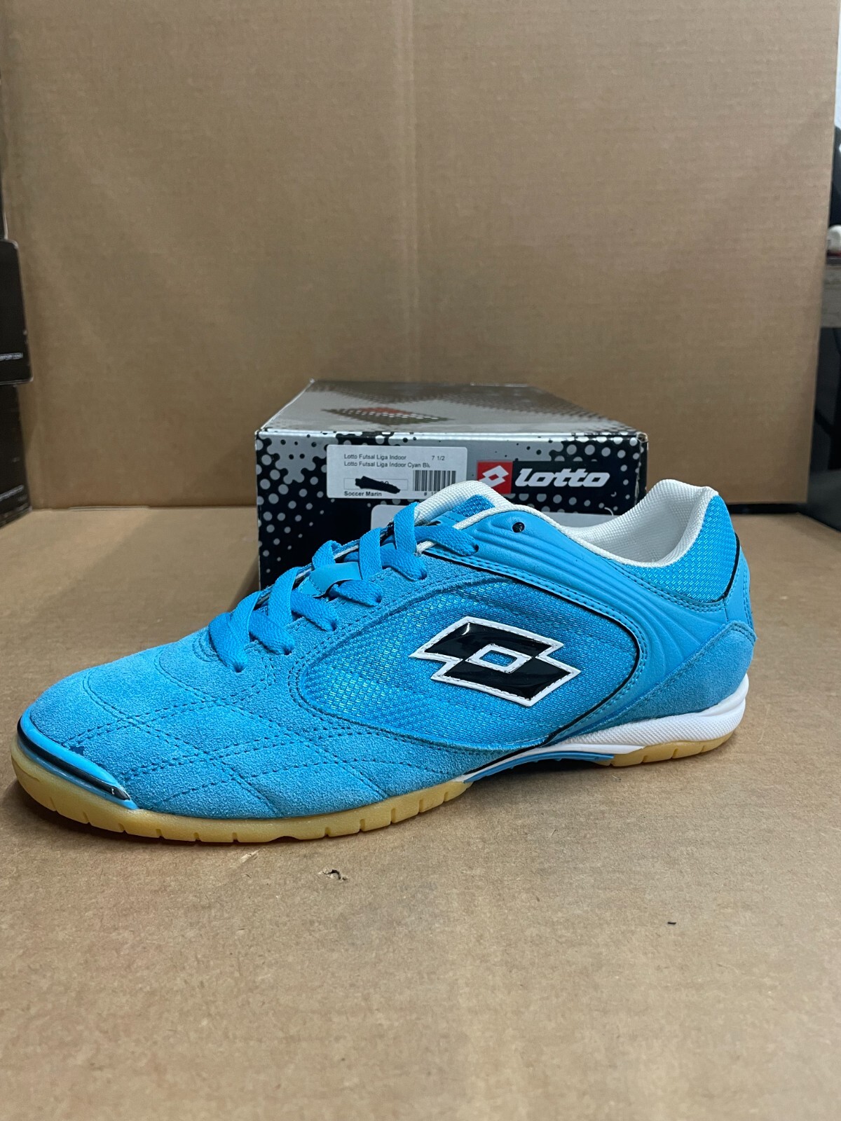 dijagonalno Ukusno Ovisnost lotto indoor soccer shoes štene Unaprijed brana