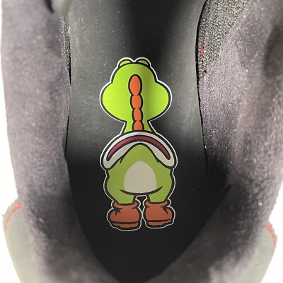 Nintendo x Run Athletics Legacy LTD Sneakers 12 - 2007 Mario  display picture 3