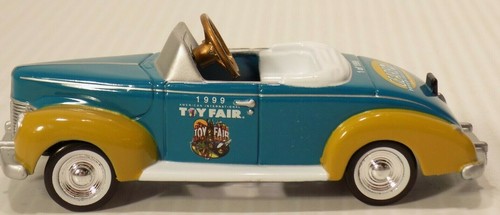 GEARBOX 1940 FORD DELUXE COUPE PEDAL CAR 1999 TOY FAIR 1 OF 1999 NOS - Picture 2 of 9