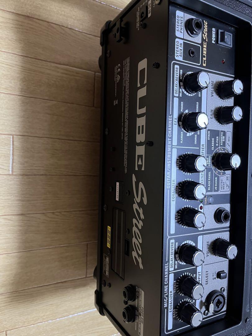 【美品】Roland CUBE Street Roland CUBE Street Battery-Powered Stereo Guitar Combo Amp