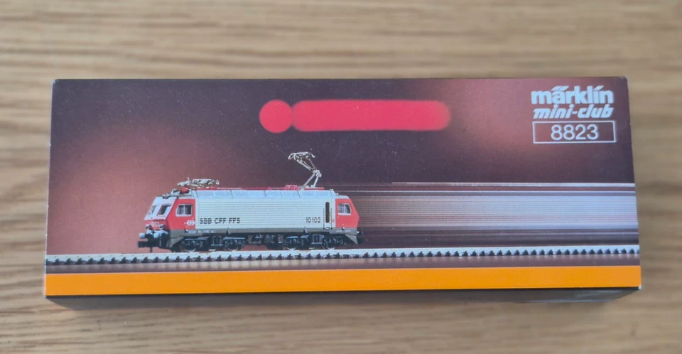 MäRKLIN MINI-CLUB 8843 DB 111 ELECTRIC LOCOMOTIVE WRONG BOX NEVER USED Z GAUGE - Image 4 of 4