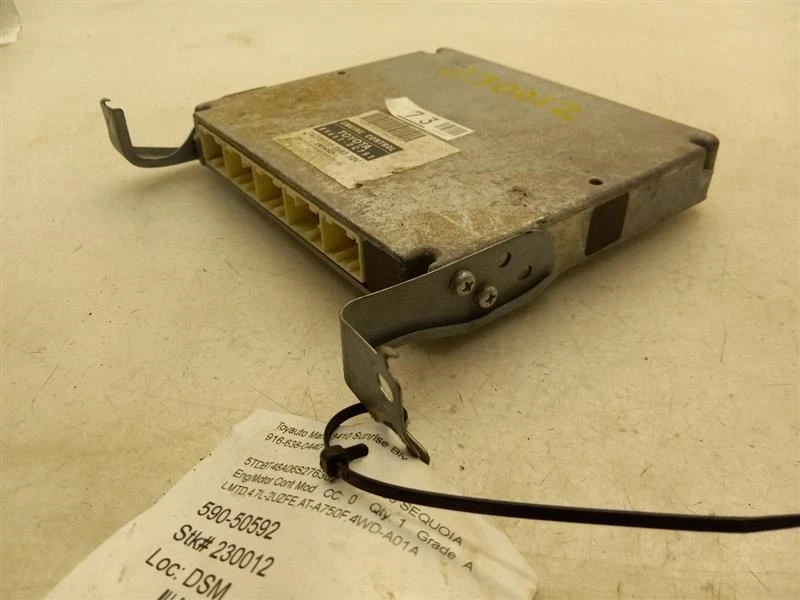 Toyota Sequoia Limited 2006 motor ECM módulo de control electrónico montaje Foto 3 de 4