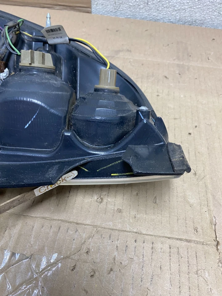 Luz trasera lateral derecha para pasajero derecho Saab 9-7X 2005 a 2009 OEM U2855 DW Foto 4 de 4