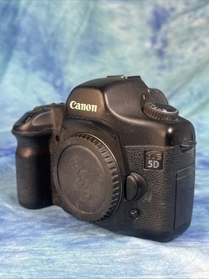 Canon EOS 5D Digital SLR Camera