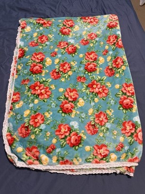Pioneer Woman Vintage Floral Velvet Plush Throw W/Crocheted Trim 50 x72 