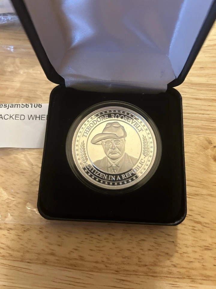 Teddy Roosevelt Man in the Arena 1 oz de plata Foto 3 de 4